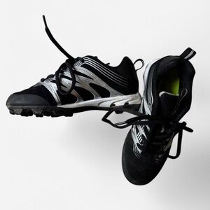 Black and Silver Rawlings Kid Baseball Shoes